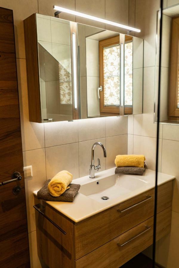 Biobauernhof Gast Apartment Mariapfarr Luaran gambar